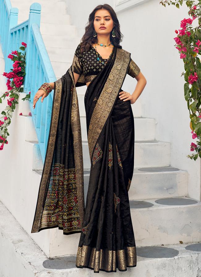 Munga Silk Black Party Wear Printed Saree